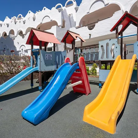 Sunny 2br In With 3 Pools, Restaurant, Gym And Playground Marbella