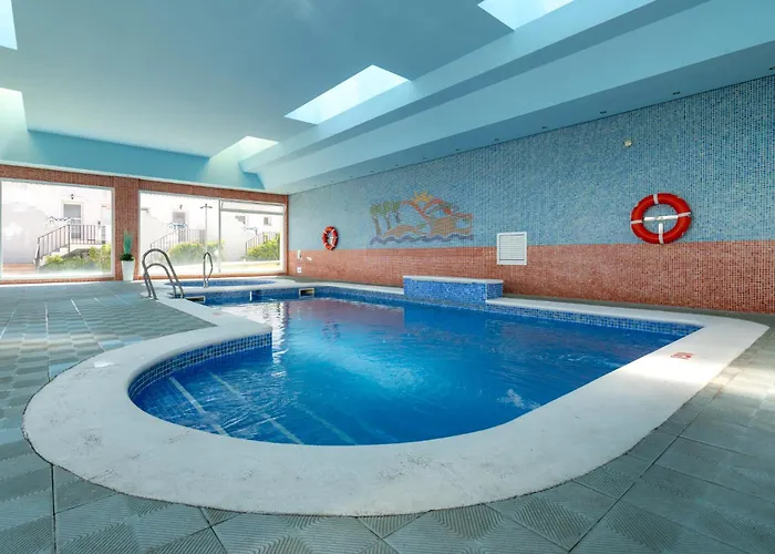 Sunny 2br In With 3 Pools, Restaurant, Gym And Playground * Marbella