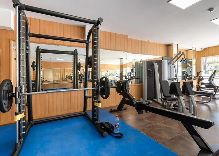 Sunny 2br In With 3 Pools, Restaurant, Gym And Playground Apartmán Marbella
