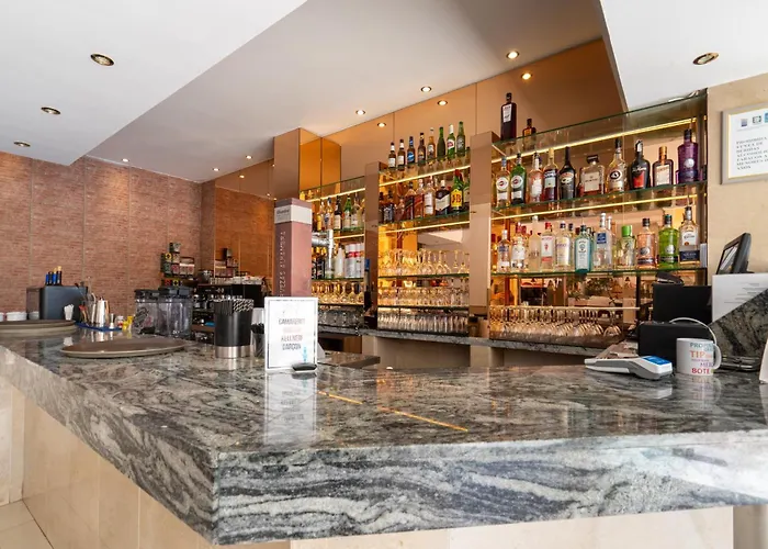 Διαμέρισμα Sunny 2br In With 3 Pools, Restaurant, Gym And Playground Μαρμπέλλα